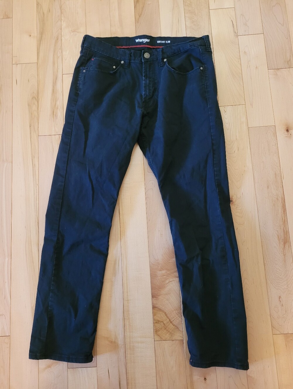 Wrangler men's size 32 x 30 vintage slim black pants
